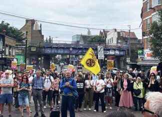 Empowering Hackney Migrants: Voices Against Rhetoric in Summer news-14092024-170956