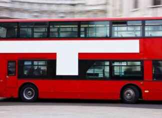 Fastest London Bus: TfL’s Speedy 40mph Route Through the Countryside news-14092024-232536