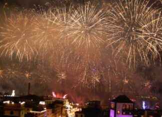Charming European City with Spectacular New Year’s Eve Fireworks Display news-15092024-133216