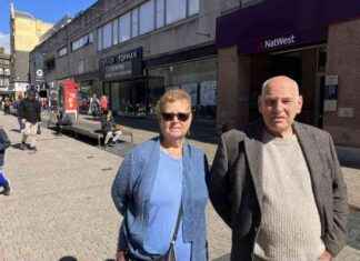 Government cuts to Winter Fuel Payments cause outrage among South London pensioners news-15092024-194113