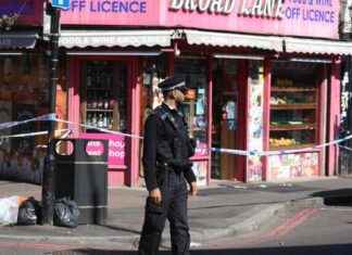 Weekend Tragedy: 3 Dead in Stabbings, Crash, and Shooting news-15092024-214028