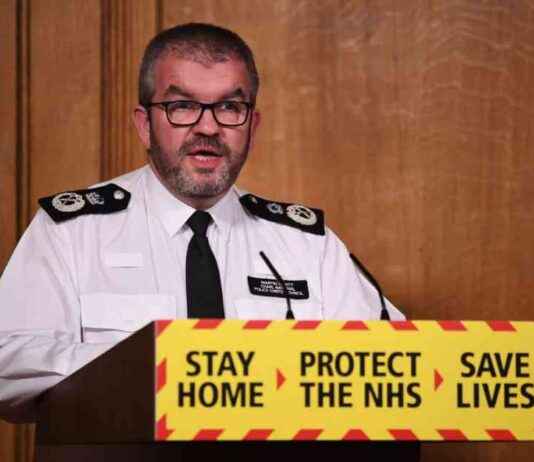 Former UK Police Chief to Head New Border Agency news-16092024-014120