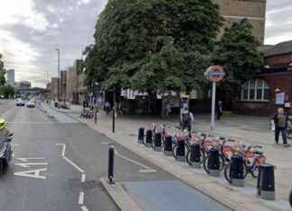 Teenager hospitalized after being struck by police car in London news-17092024-000713