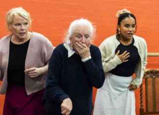 Cabinet Minister Facing Theatrical Debt Crisis in South London news-17092024-020951