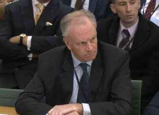 Post Office CEO Nick Read to Resign in 2023 Amid Horizon IT Probe news-18092024-134307