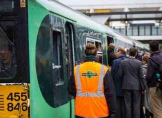 Controlled Explosion Near Croydon Station Due to Bomb Scare news-20092024-211752