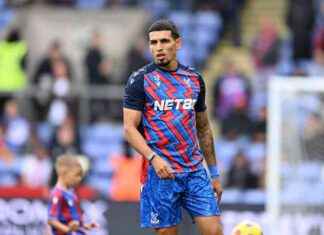 Optimizing Daniel Munoz’s Playing Time: Crystal Palace Manager Oliver Glasner’s Inquiry news-21092024-161605