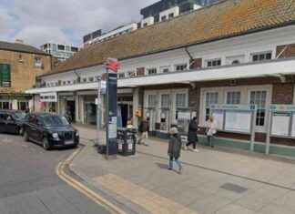 Railway Service Disruption: Trespasser Causes Full Closure Between Sutton and Mitcham Junction news-21092024-184145