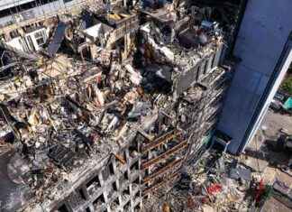 Survivor’s Account: Families Struggle in Hotels After Tower Fire Traps Mother in Locked Exits news-21092024-212043