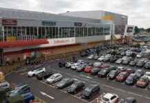 Arrest of Teens with Toy Machete at Shopping Centre: What You Need to Know news-22092024-193422