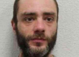 Thief steals nearly £3,000 in goods from Boots in Greenwich news-23092024-060500