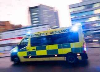 Woman Injured in Car Accident in Petts Wood news-23092024-183824