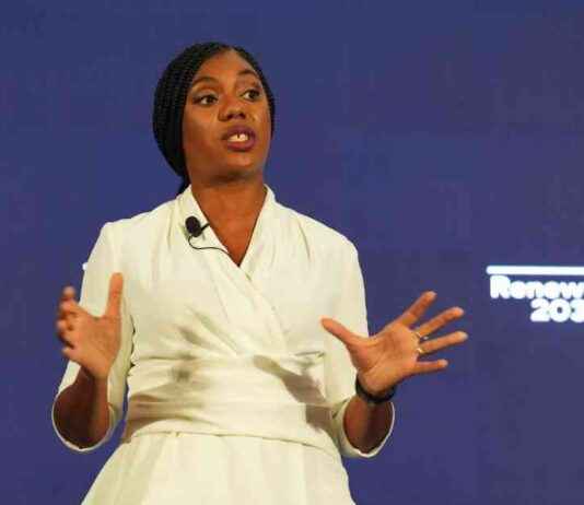 Tory Party Conference FAQs: John Rentoul Provides Insight news-27092024-221235