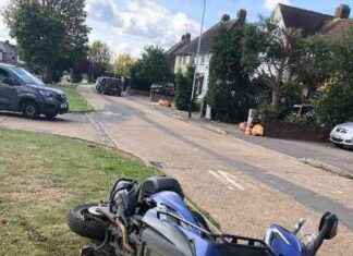 Biker recalls terrifying crash that sent him flying 30 feet news-28092024-002525