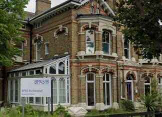 Extension of Ban on Protests Near Abortion Clinic Until 2028 news-09102024-212733