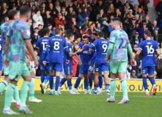 ‘AFC Wimbledon Boss Delighted as Matty Stevens Hat-Trick Secures 4-0 Win’ news-14102024-021508