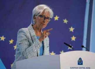 Euro Faces Pressure as ECB Rate Cut Hopes and US Strength Weigh In news-14102024-144801