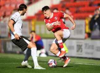 League One Message: Birmingham Win Must Propel Charlton Forward news-18102024-162516