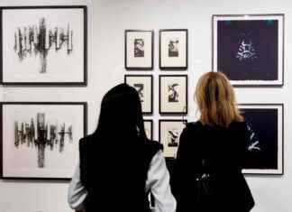 Contemporary Print Fair featuring Damien Hirst and David Shrigley news-25102024-053903