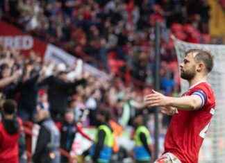 Charlton Athletic vs Wrexham: Paul Edwards’ Picture Gallery from 2-2 Draw news-27102024-001209