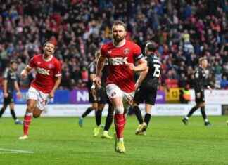 Injuries Continue to Plague Charlton in 2-2 Draw Against Wrexham news-27102024-121448