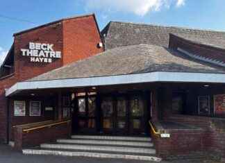 Beck Theatre Closure Confirmed Despite Council’s Desire for It to Stay Open news-31102024-161631