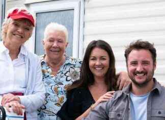 EastEnders Icon to be Killed Off After Decades on Soap as Murderer Exposed news-06112024-043057