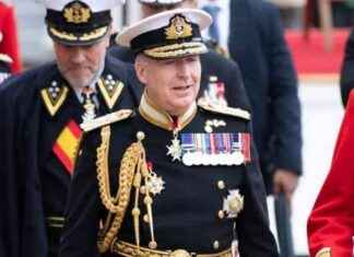 Russia’s Tactical and Territorial Gains: UK Chief of Defence Staff’s Warning news-10112024-204534