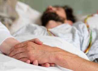 Should Assisted Dying Be Legalized in the UK? The Debate and Implications news-12112024-025810