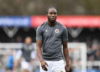 Millwall Defender’s Future Sparks Discussion at Bromley Promotion Party in Marbella news-16112024-062534