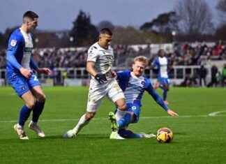 Bromley 1 Carlisle 1 Match Analysis: Leigh’s Red Card Shifts Game, Ravens Face Loan Dilemma news-17112024-183249
