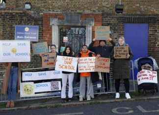 Plumstead Parents Concerned Over Proposed Primary School Closure news-29112024-172002