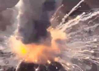 Crimea Under Attack: Gunfire and Explosions in London Business News news-30112024-172716