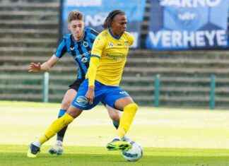 Crystal Palace to Recall Striker in January Transfer Window for Loan Out crystal-palace-to-recall-striker-in-january-transfer-window-for-loan-out