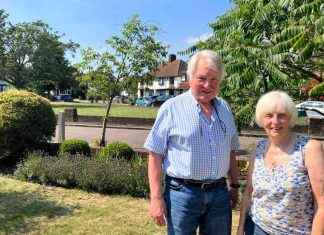 Greenwich Residents Celebrate Installation of Speed Bumps and 20mph Curbs greenwich-residents-celebrate-nstallation-of-speed-bumps-and-20mph-curbs