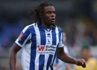 Charlton Defender Joins League Two Leaders on Loan charlton-defender-joins-league-two-leaders-on-loan