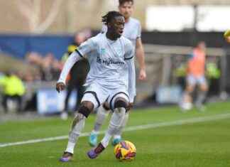 Crystal Palace Nears Deal to Sign Millwall’s Romain Esse (80 characters) crystal-palace-nears-deal-to-sign-millwalls-romain-esse-80-characters