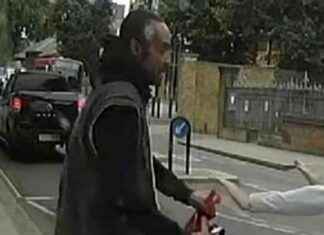 Manhunt underway for suspect following brutal assault in Chelsea manhunt-underway-for-suspect-following-brutal-assault-in-chelsea