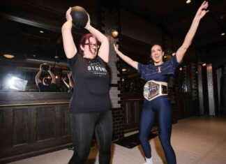 Perfecting Squats with a WWE Superstar: My Workout Experience perfecting-squats-with-a-wwe-superstar-my-workout-experience