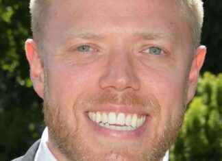 Rob Beckett’s Health Battle Revealed: How Celebs Go Dating Star Overcame Struggles rob-becketts-health-battle-revealed-how-celebs-go-dating-star-overcame-struggles