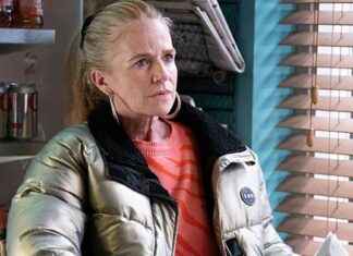 Is Bianca Seriously Ill on EastEnders? Fans Spot Danger Signs and Worry s-bianca-seriously-ll-on-eastenders-fans-spot-danger-signs-and-worry