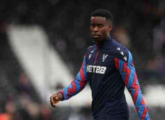 Crystal Palace Defender Faces Potential Injury Concern for Millwall FA Cup Game crystal-palace-defender-faces-potential-njury-concern-for-millwall-fa-cup-game