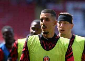 Nathan Jones Reports Clean Bill of Health for Stevenage Match nathan-jones-reports-clean-bill-of-health-for-stevenage-match