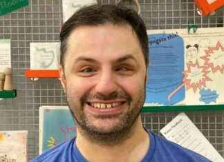 Blind Doctor Wins Legal Challenge on Postal Vote blind-doctor-wins-legal-challenge-on-postal-vote