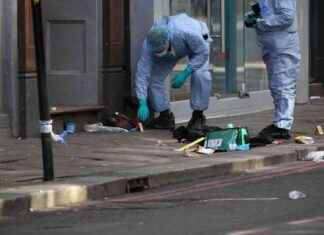 Bloodied Pavement: First Photos of Stabbing Scene Revealed bloodied-pavement-first-photos-of-stabbing-scene-revealed