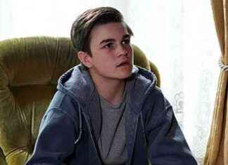 Fans speculate on Tommy’s new friend in EastEnders twist fans-speculate-on-tommys-new-friend-in-eastenders-twist