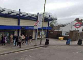 Fatal Incident Halts Tube Service: Man Dies at Station fatal-ncident-halts-tube-service-man-dies-at-station