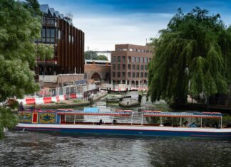 London To Manchester Train: Discover The Fastest, Most Scenic Route