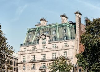 Sheraton Skyline Hotel London Heathrow: Why Stay Here Now?