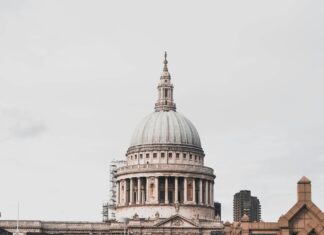 London Bridge Rooftop Bar Secrets: Discover Stunning Views & Vibes